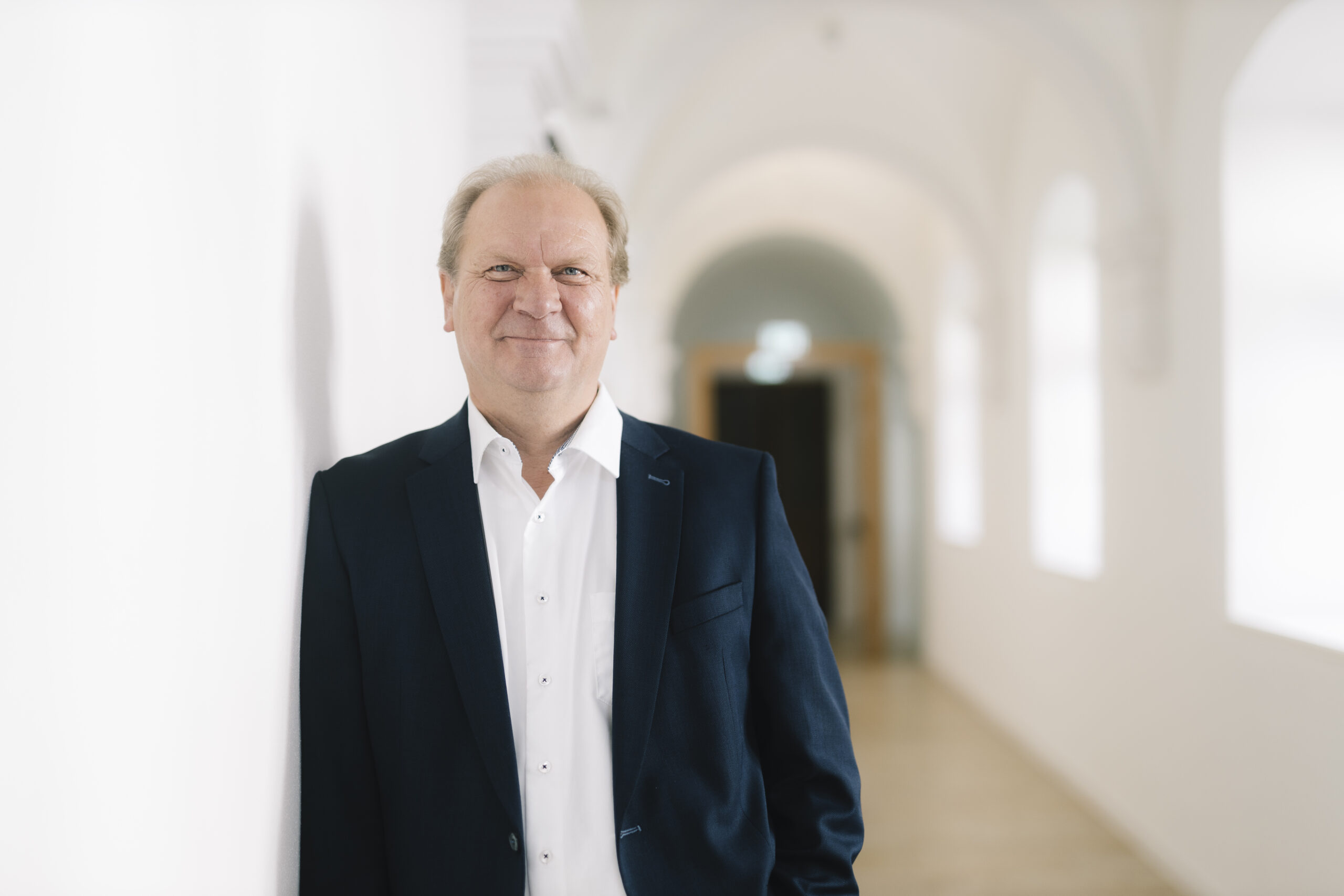 Michael Krevet-Aplmann, Mitarbeiter bilden+tagen